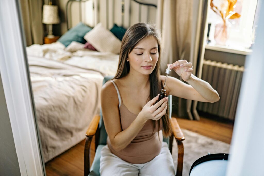 Skincare routine for a pregnant woman